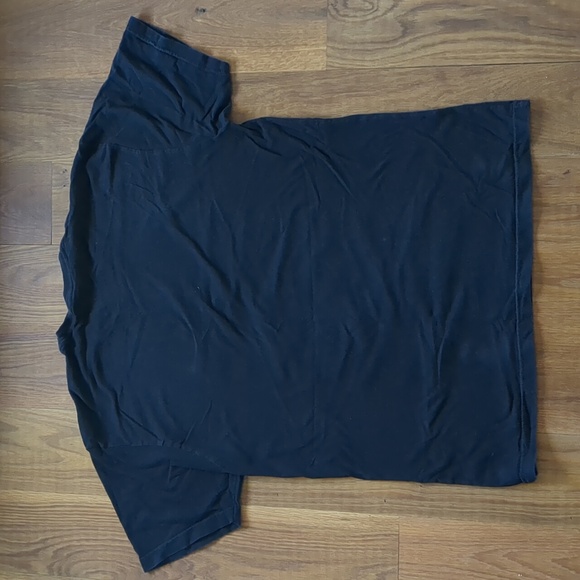 Adidas Large Black Shirt - Picture 5 of 5